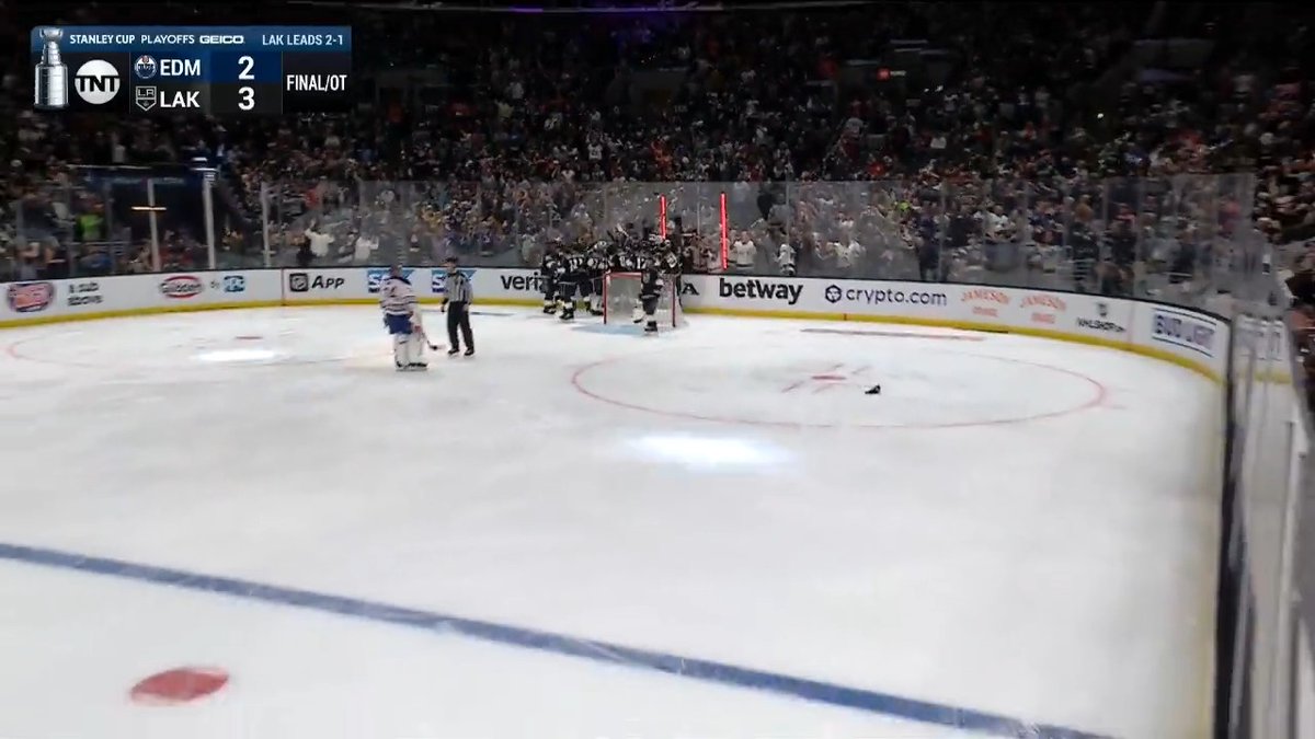 THE THOUSAND OAKS NATIVE DOES IT FOR LA
