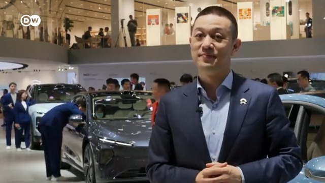 上海车展期间,蔚来汽车NIO创始人李斌接受德国之声专访,谈到中国汽车行业现况、NIO的未来规划,以及在国际形势变化下,如何建立外国消费者的信任。#DWREV