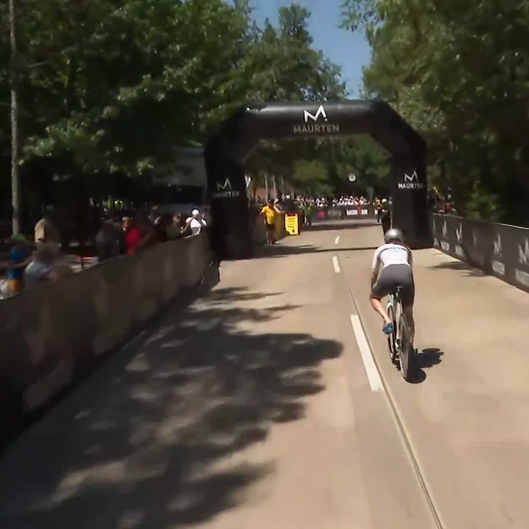 There goes McCauley leading the women into T2! Who will be behind her? Catch the race action live for free on #IMTX | #IMTexas| #IRONMANtri | #AnythingIsPossible
