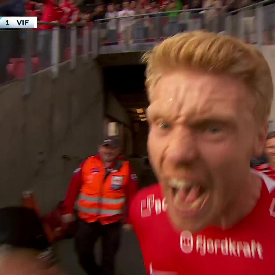 Sivert Heltne Nilsen var på vei ut av stadion da han sendte Brann i føringen mot Vålerenga! 😅