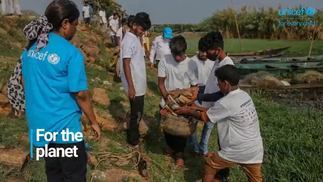 Our planet is suffering. The #ClimateCrisis is a child rights crisis. Let's come together to invest in our planet. #TeamIndia