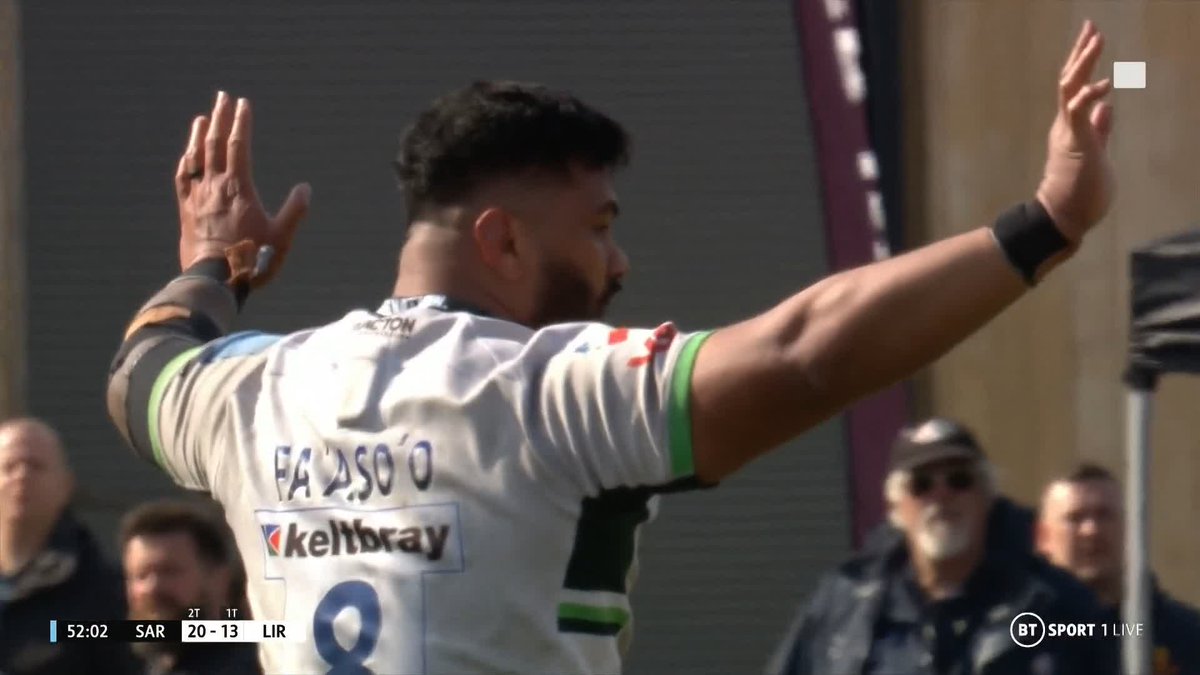 BANG! 💥 So'otala Fa'aso'o with an expert tackle on Hugh Tizard for London Irish ☘️ #GallagherPrem