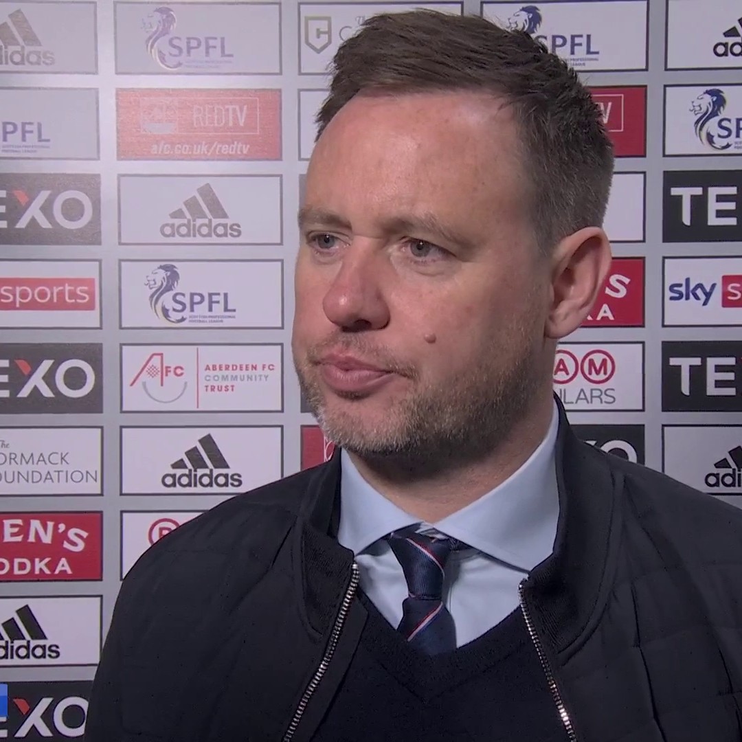 🗣️ "I thought, in the build-up to the second goal, there was a foul on Sakala" Michael Beale shares his thoughts on a frustrating evening as Rangers lost to Aberdeen ⬇️