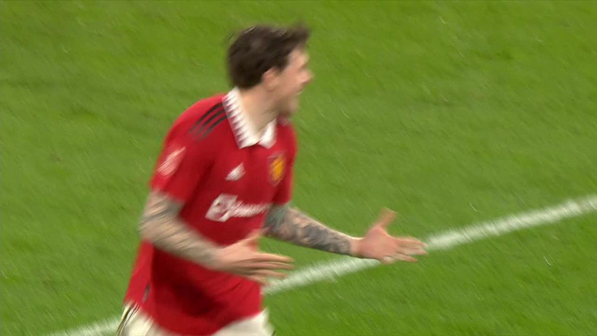 VICTOR LINDELOF SENDS MAN UNITED TO THE FA CUP FINAL 😱🏆