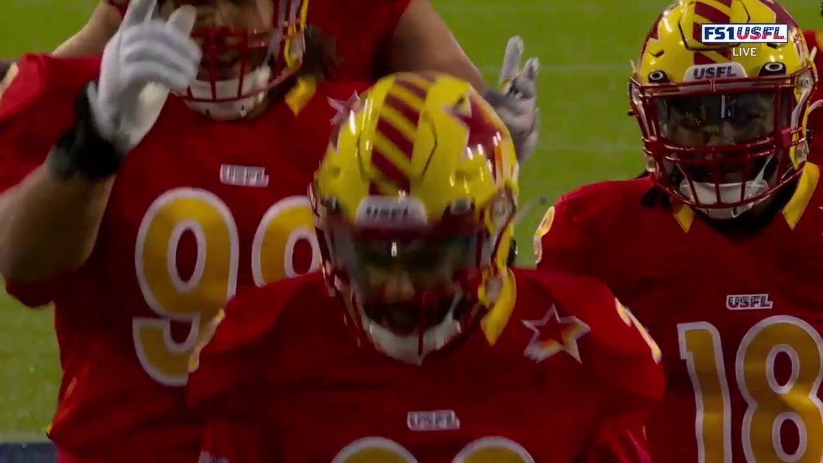 A-MONEY gets the money! 💸 💥 A-MONEYDENNI$ picks it off!