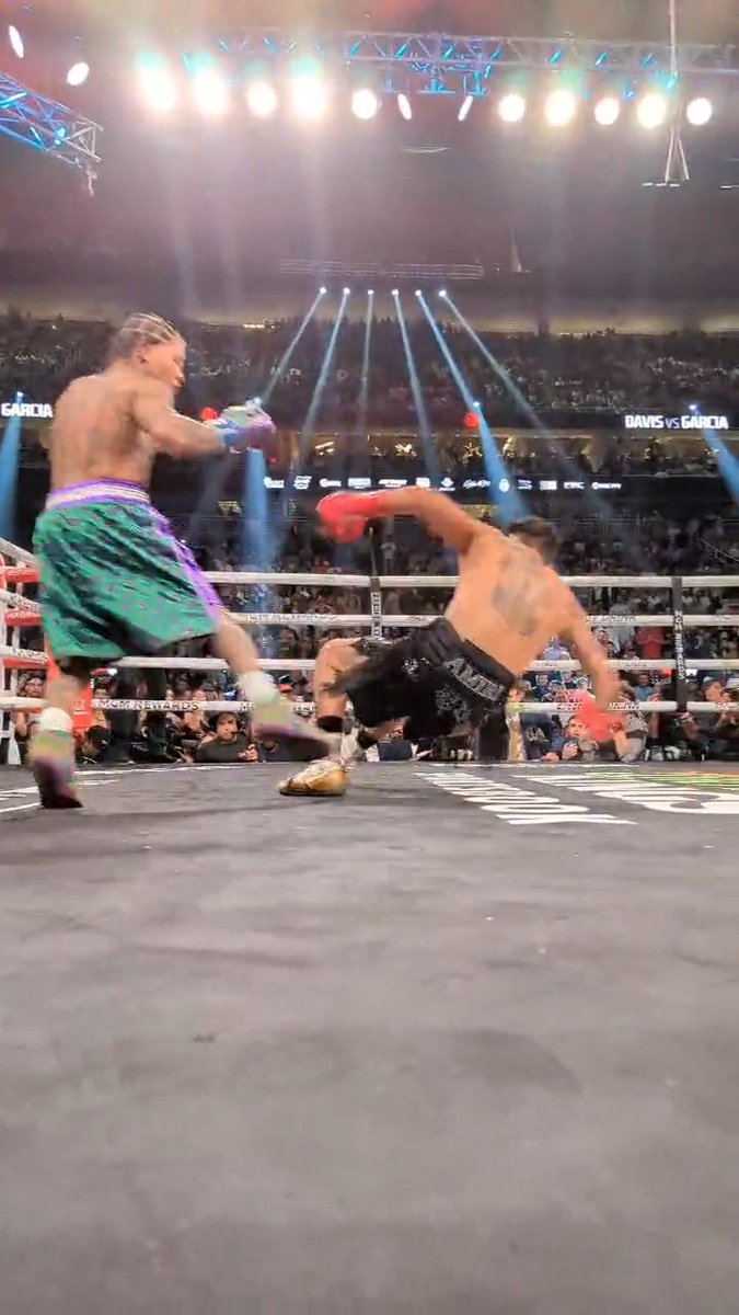 The ROAR from the crowd after Gervonta Davis's loaded left hook that dropped RYAN GARCIA in RD2 is WILD. #DavisGarcia #TheOne