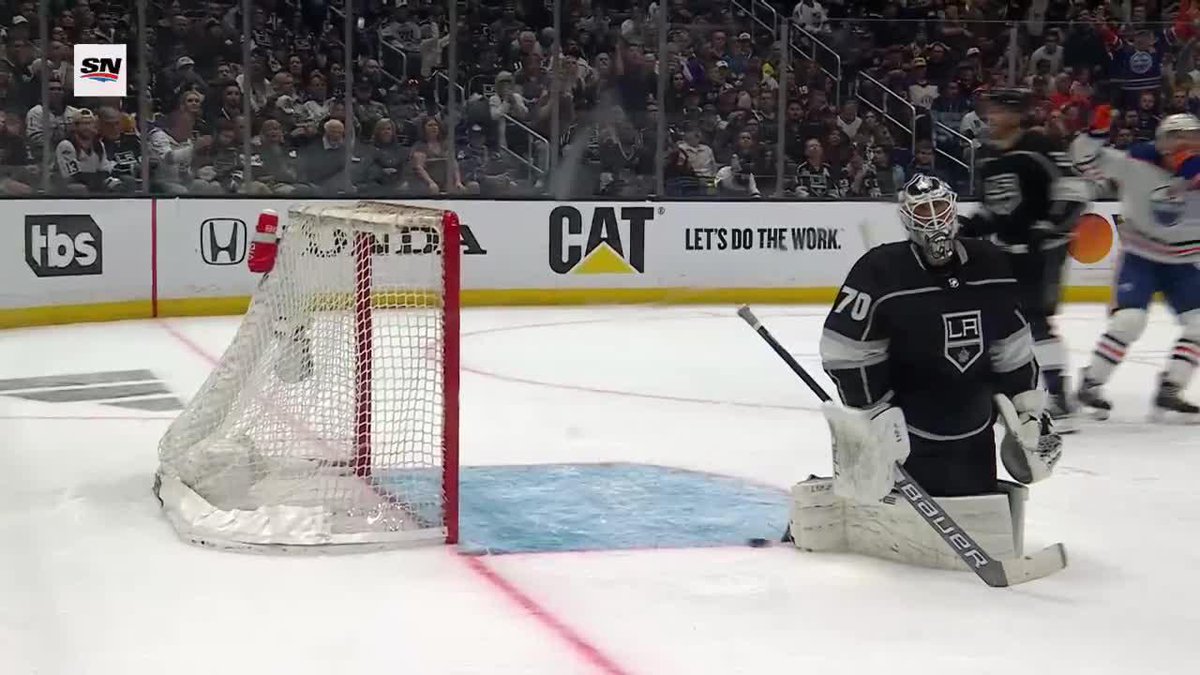 ZACH CALLS THE GAME 🚨