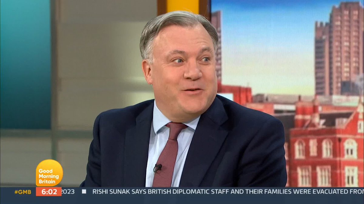 Did the #emergencyalert go off on your phone? Or did you get the alarm a minute early? #GMB