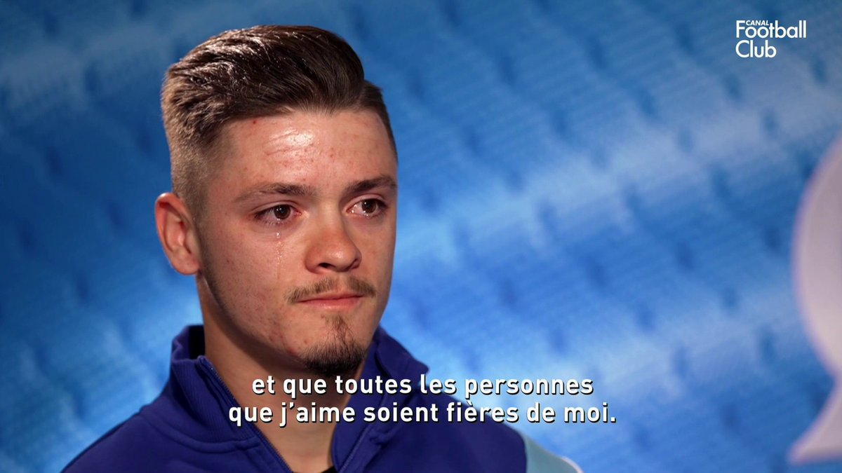 L’émotion de Vitinha lorsqu’il évoque son transfert à l’OM, qui l’a contraint a partir loin de ses proches. 😢 🎥 Olympique de Marseille
