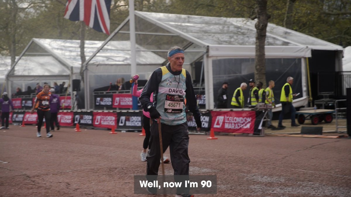 Completing a marathon at 90-years-old 🤯 This is David Picksley and he was the oldest finisher of the 43rd London Marathon! Age is just a number, you're an inspiration David 👏 #LondonMarathon #WeRunTogether