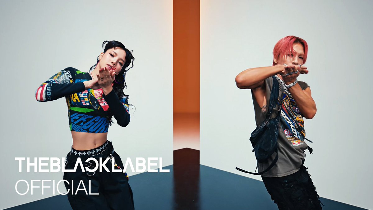 TAEYANG - ‘Shoong! (feat. LISA of BLACKPINK)’ PERFORMANCE VIDEO ▪️ #TAEYANG #태양 #LISA #리사 #슝 #Shoong #DowntoEarth #THEBLACKLABEL #더블랙레이블