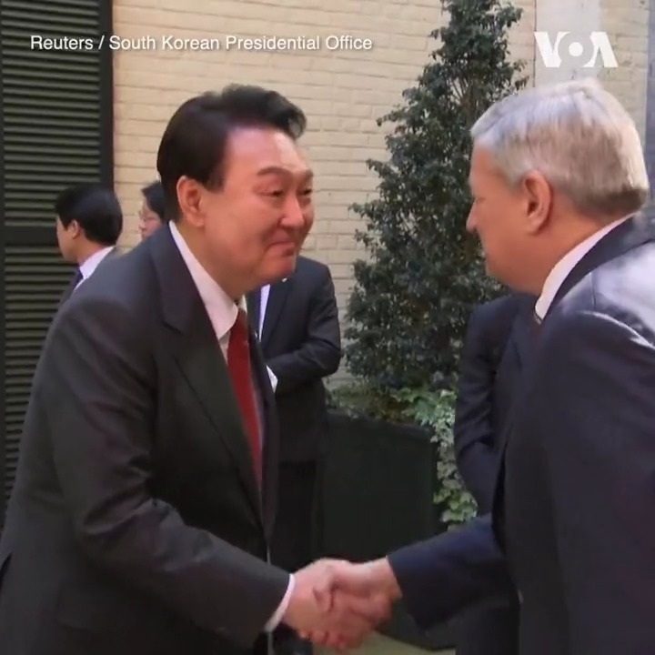 美国流媒体播放平台网飞(Netflix)4月24日宣布,将在未来四年内投资25亿美元用于制作韩国电视剧、电影和真人秀。该公司共同首席执行官萨兰多斯星期一和正在美国访问的韩国总统尹锡悦举行了会晤。详细: