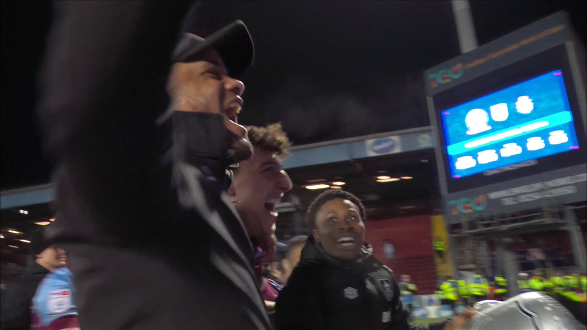 BURNLEY = CHAMPIONSHIP CHAMPIONS! ๐
