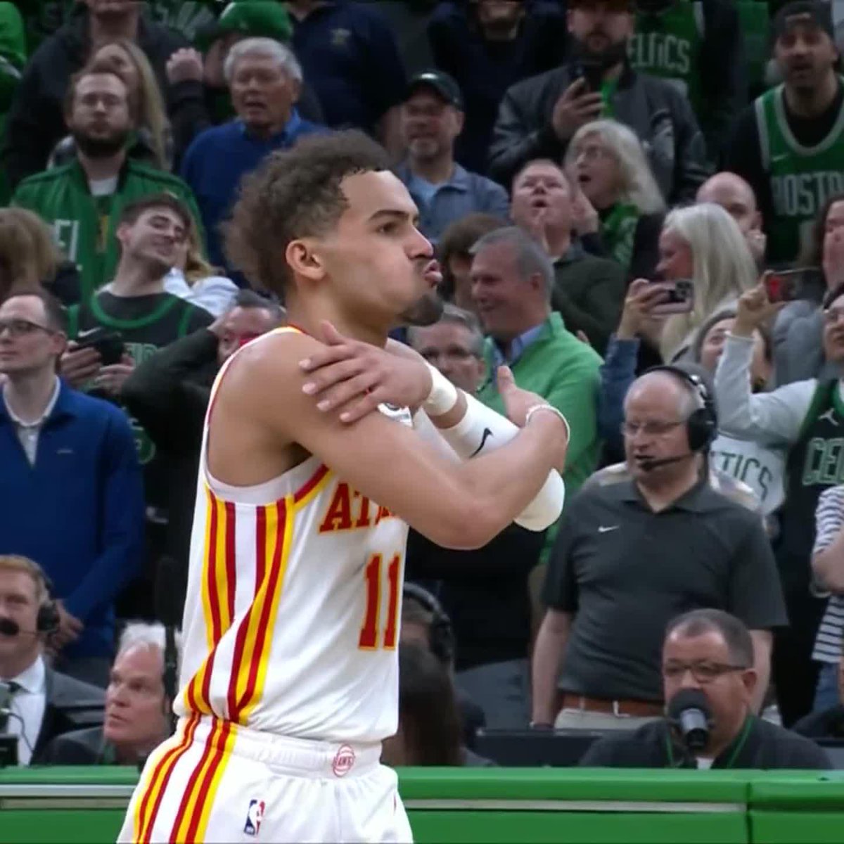 Trae in the clutch: 11 PTS Celtics: 6 PTS He's as cold as ice 🥶