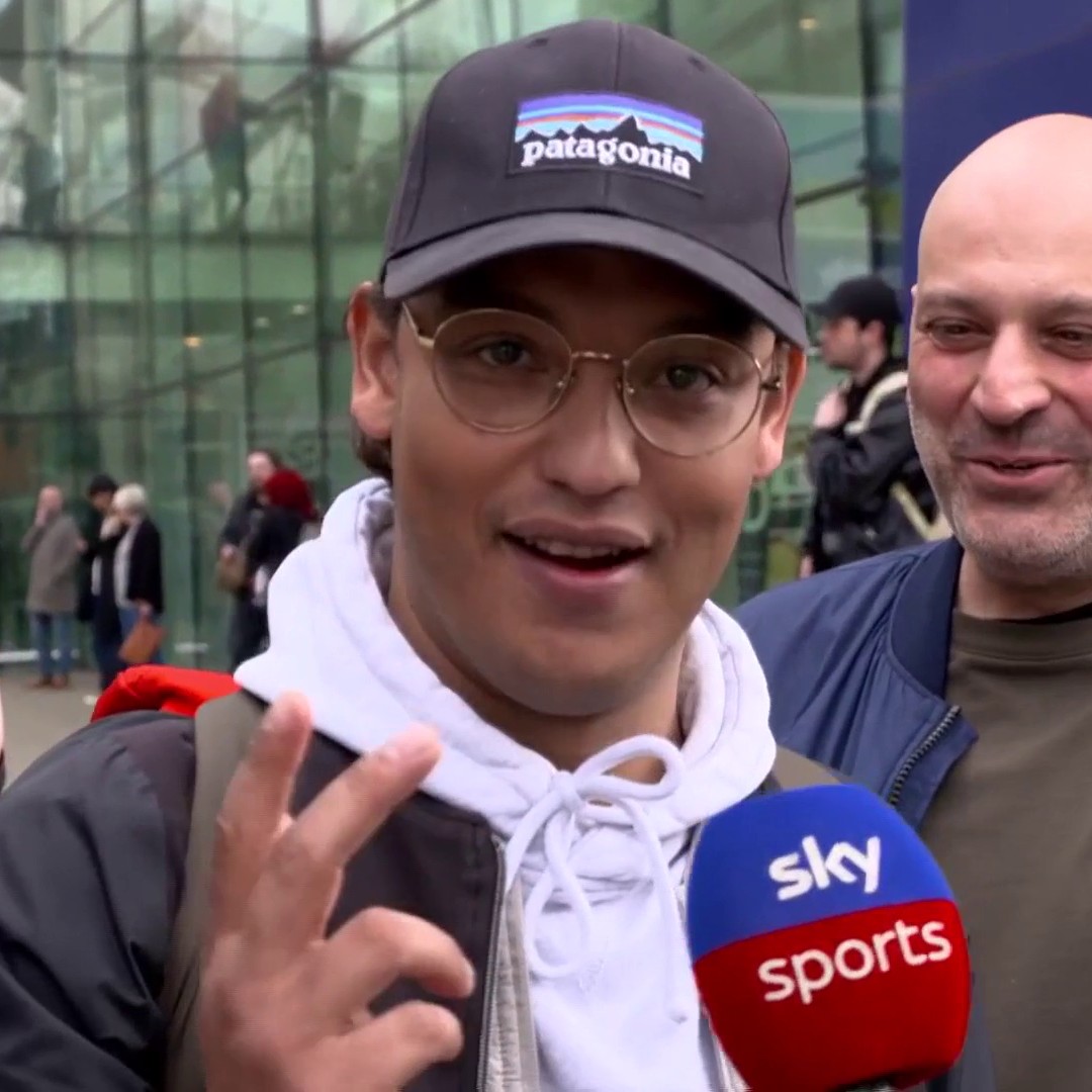 "I travelled 400 miles, paid 142 quid, so we HAVE to win!" 🔴 Arsenal fans from all over at the Etihad tonight 🌎