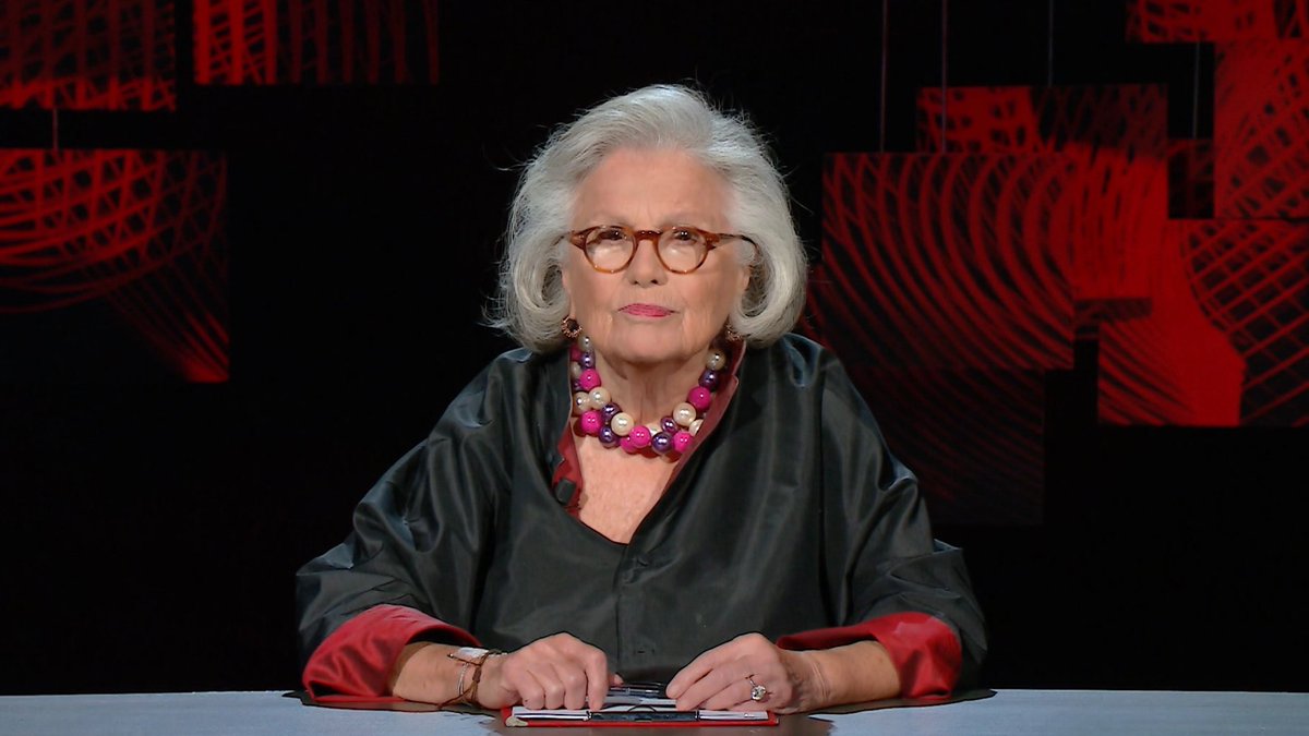 I processi che hanno fatto discutere e appassionare il Paese. Si riparte, sabato sera tutti a casa. Torna #UnGiornoinPretura, con Roberta Petrelluzzi. Da sabato 6 maggio, in seconda serata, su Rai3.