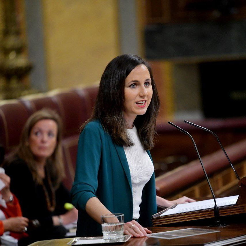 Por fin aprobamos la primera Ley de Vivienda de nuestra democracia. #TenemosLeyDeVivienda