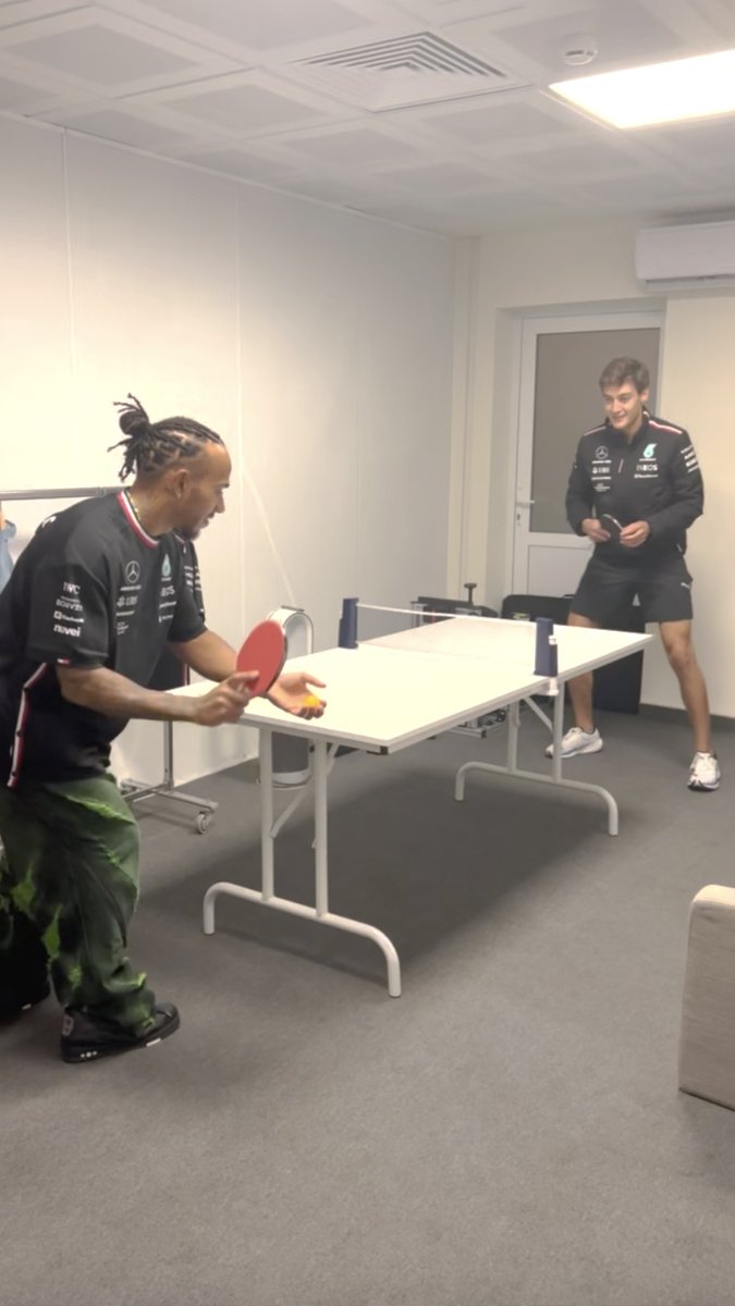 Limbering up with LH. 🏓