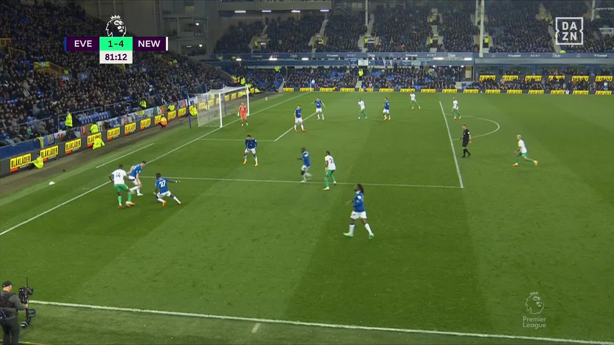 ALEXANDER 𝗠𝗔𝗥𝗔𝗗𝗢𝗡𝗔 ISAK 🔥🔥🔥🔥 Es mejor no decir nada y que veáis esta ABSOLUTA BARBARIDAD del sueco... ¡ESTÁ LOQUÍSIMO! 😳 #PremierLeagueDAZN ⚽🏴󠁧󠁢󠁥󠁮󠁧󠁿
