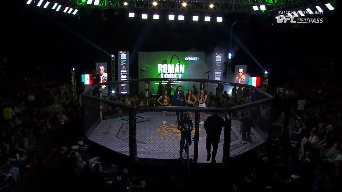 Aplausos para el walkout de Román López 👏👏👏#UWC43