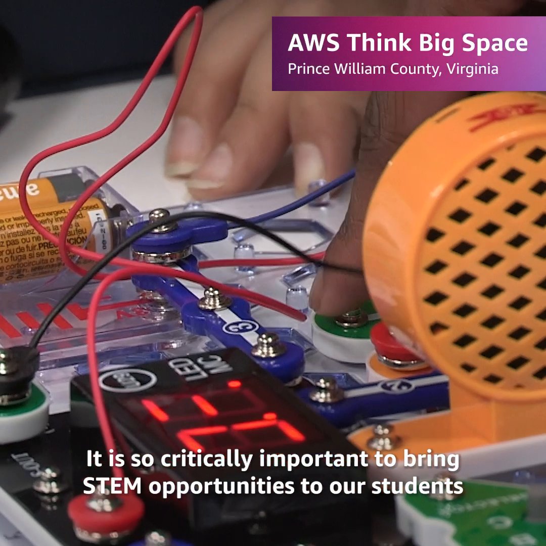 Pique curiosity in the classroom &amp; beyond. 🚀📚💻 #AWS Think Big Spaces focus on cultivating students’ interest in science, technology, engineering &amp; math. 📖 Learn how AWS is driving digital literacy. 👉