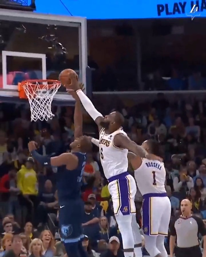 Squad had themselves a block party in Round One