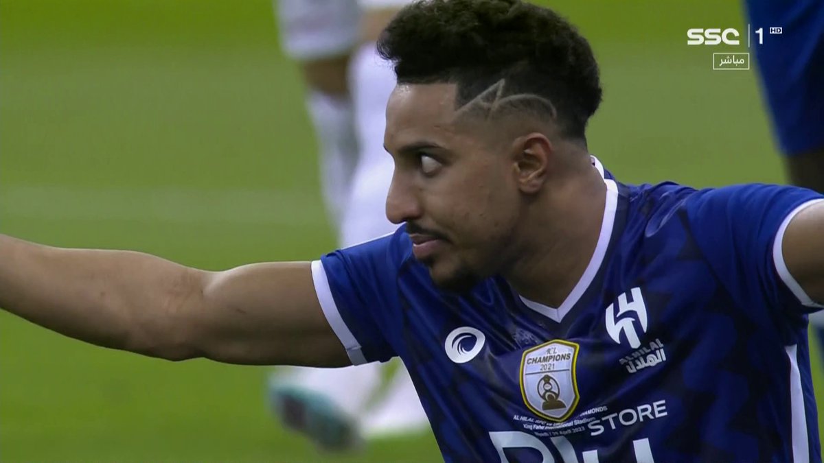 حكم المباراة يشهر البطاقة الحمراء تجاه لاعب #الهلال سالم الدوسري🟥 #الهلال_اوراوا | #SSC
