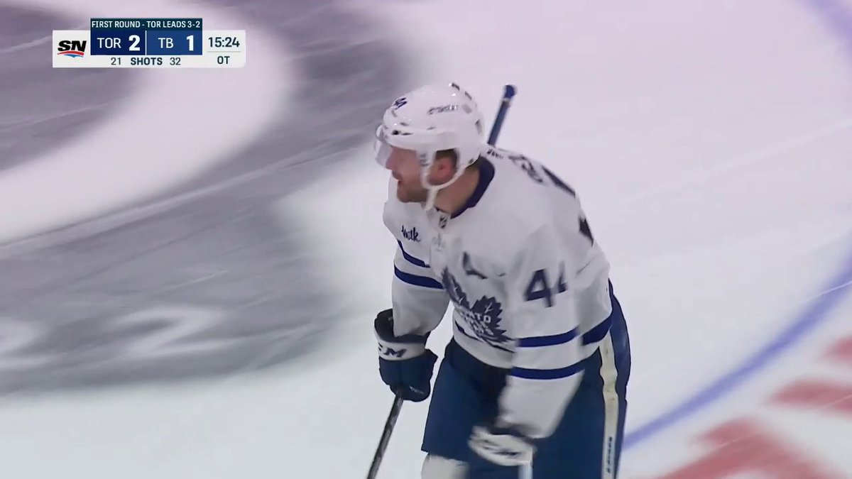 JOHNNY (O)T! 🥵 #StanleyCup