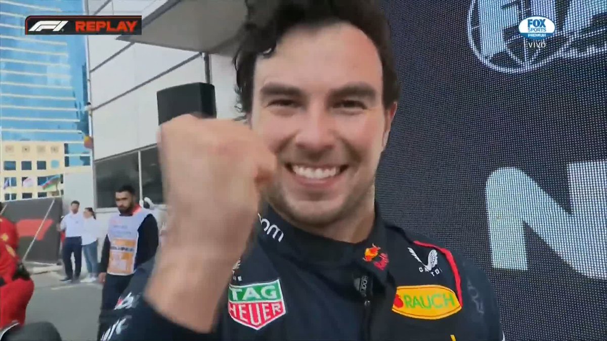 🔥 "CLARO QUE PUEDO CORRER CON MAX, HEMOS MANEJADO LAS DIFERENCIAS" ¡El único piloto con dos victorias en #AzerbaijanGP! Nuestro 'Checo' Pérez 🇲🇽❤ #F1xFSMX
