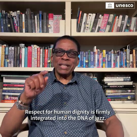 “Respect for human dignity is firmly integrated into the DNA of Jazz.” Legendary Herbie Hancock reminds us that #Jazz is a symbol of unity. A force of freedom & peace. Let's continue to promote these values on #JazzDay and beyond.