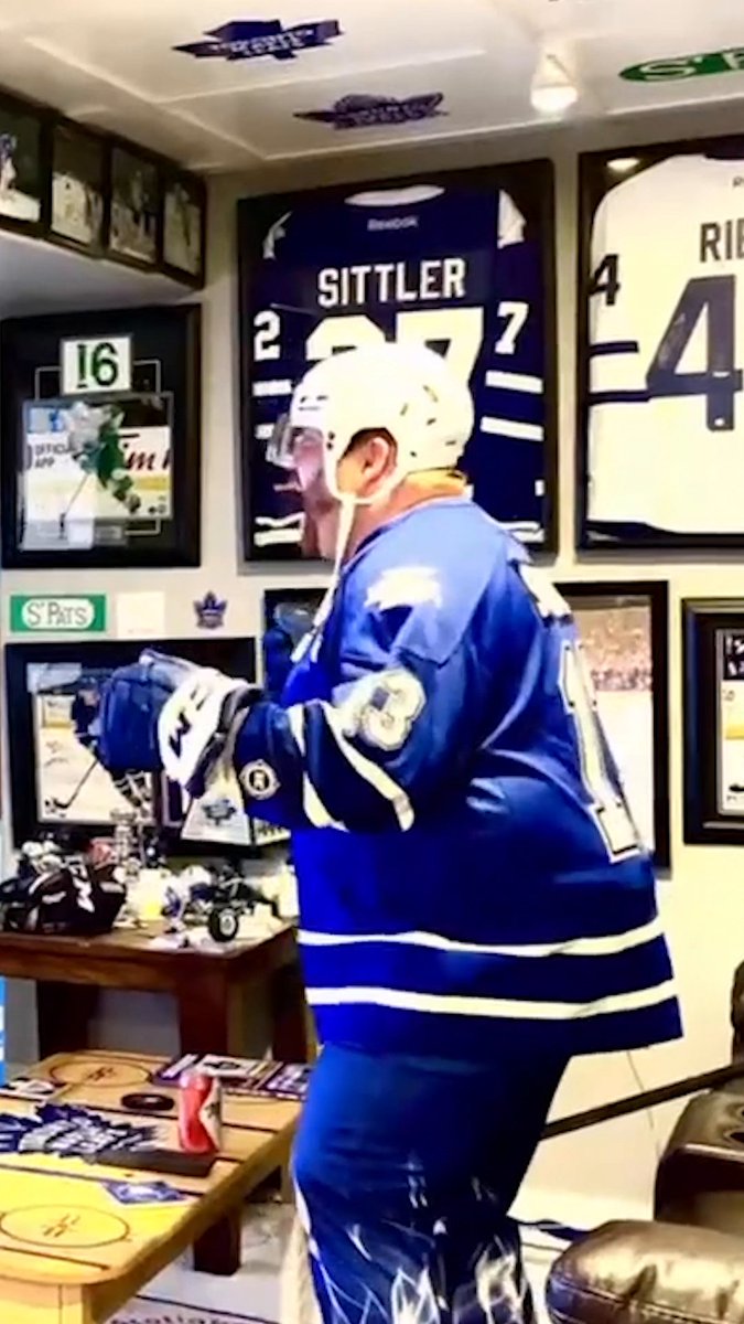 Yeah, The 6ix was a vibe last night. 😅 #StanleyCup How's the day-after glow, Toronto Maple Leafs fans? 🥰