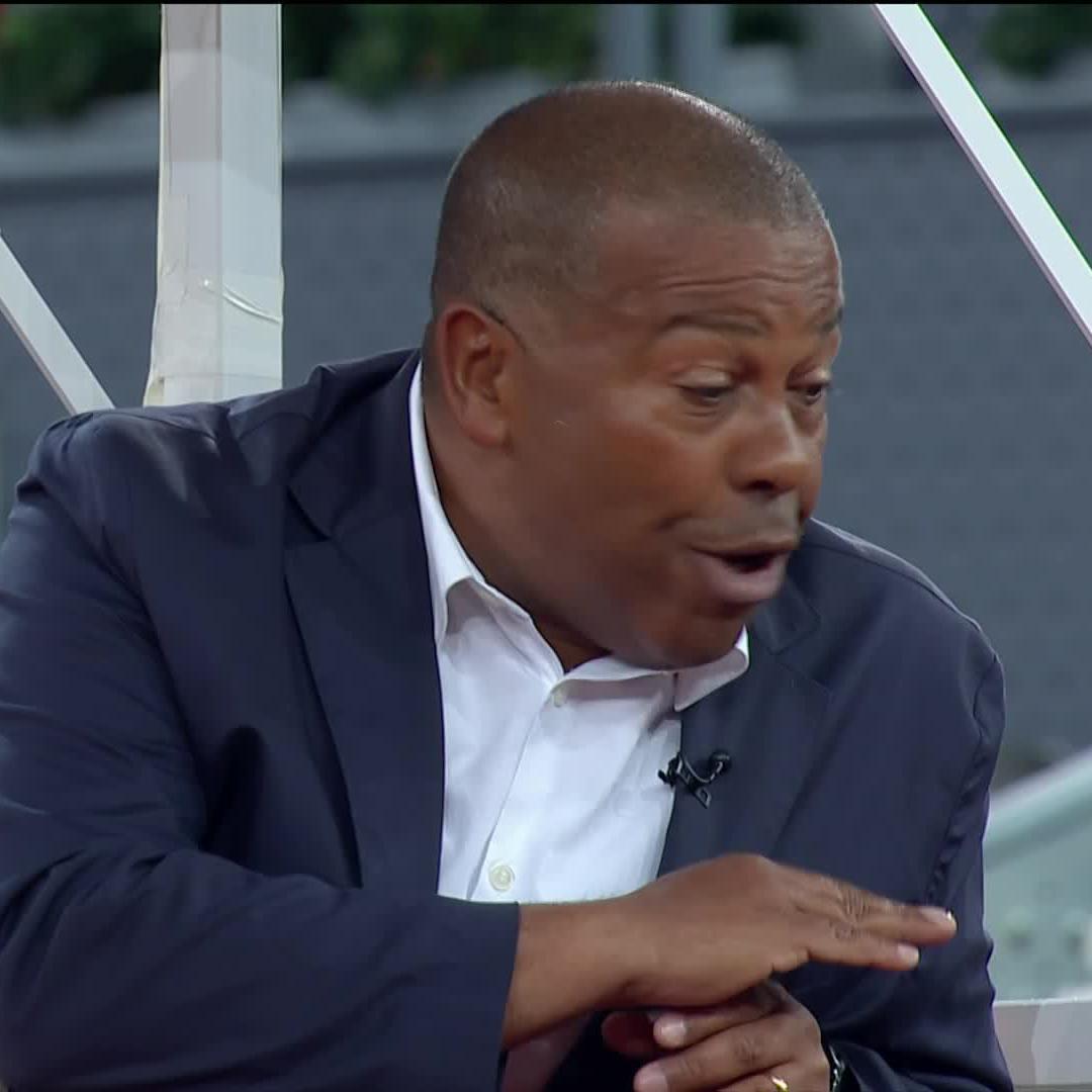 Umpire Bernardes to Holger Rune: “I told you once in Monte Carlo, but that was fine. There are crowds that you cannot control if you do things like that… they will be worse if you keep doing it. If you just play tennis, they don’t do anything else”