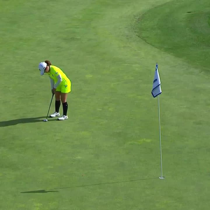 3 for 3 on her last 3 holes! 🐦🐦🐦 ayaka furue finishes on a high note as a co-leader and a round score of 65. The best seen today!