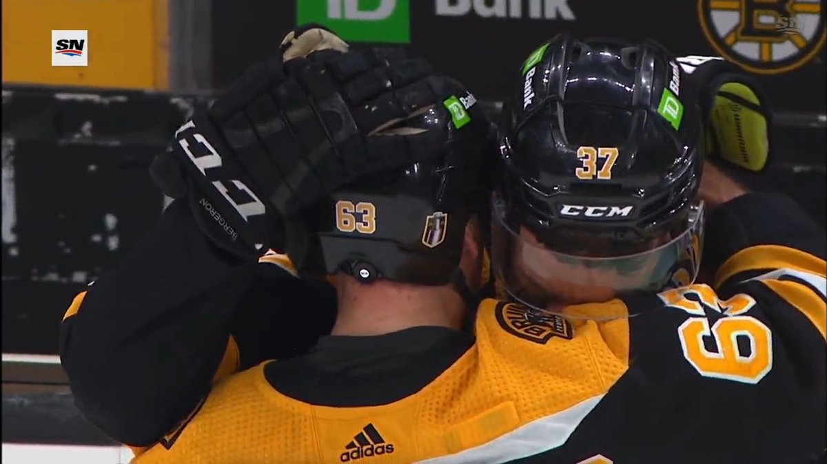 Chirp all you want, nothing but respect for Patrice Bergeron 👏