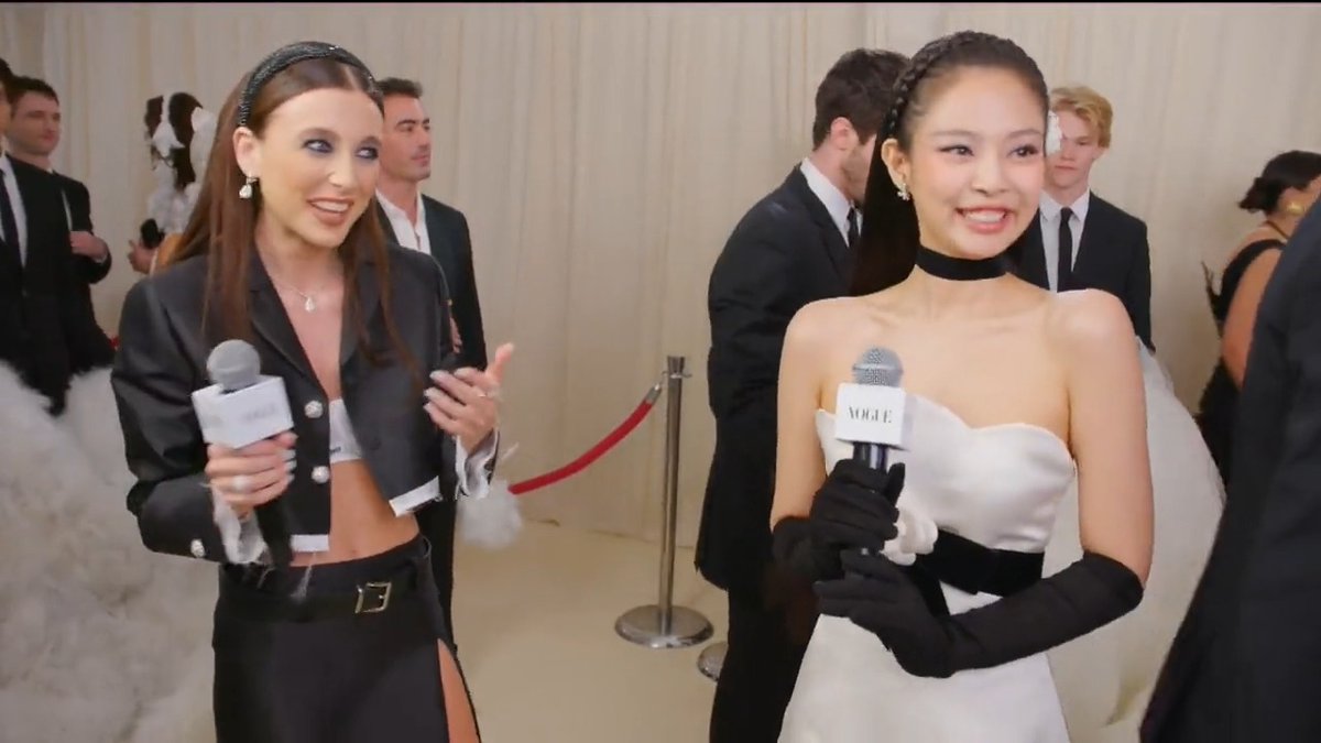 As one of Karl Lagerfeld’s last handpicked muses for the house of #Chanel, one of the buzziest first-time #MetGala attendees is undeniably #JennieKim of #Blackpink. Watch more from the star's debut here: