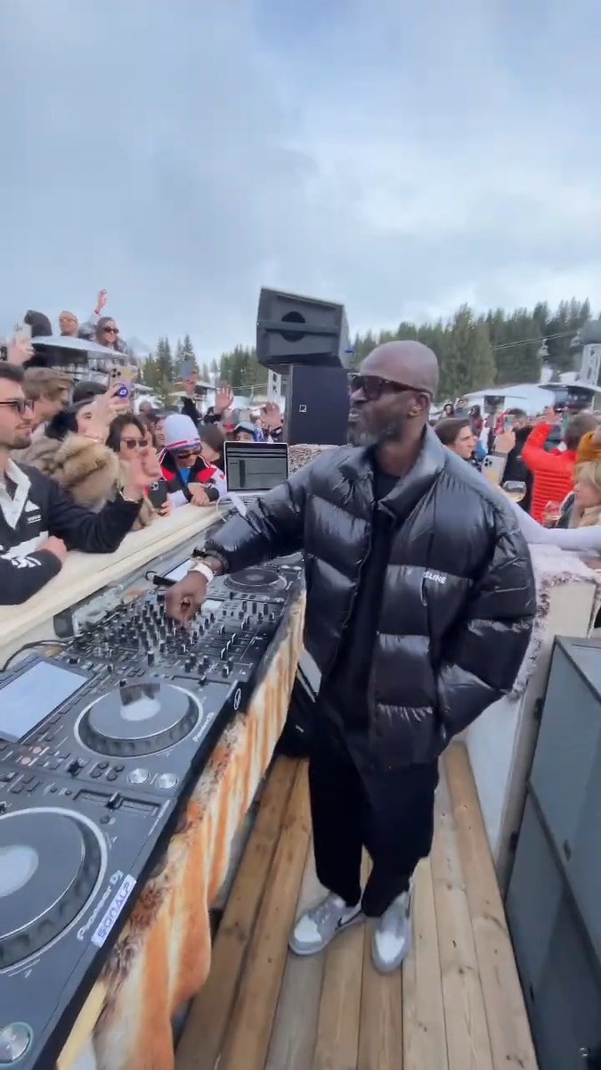 Drop of the week alert! 🚨 Watch Black Coffee playing the hot new track ‘Losing My Religion’ by Samantha Loveridge &amp; Treetalk at BAÏES, Courchevel. 🔗