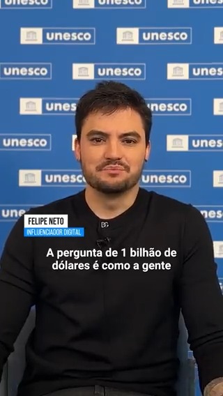 Na sede da ONU, em #NY, a UNESCO promoveu uma conferência para debater a Liberdade de Imprensa, que contou com a participação do influenciador brasileiro, Felipe Neto 🦉. Confira algumas de suas ideias para regulamentar as redes sociais.