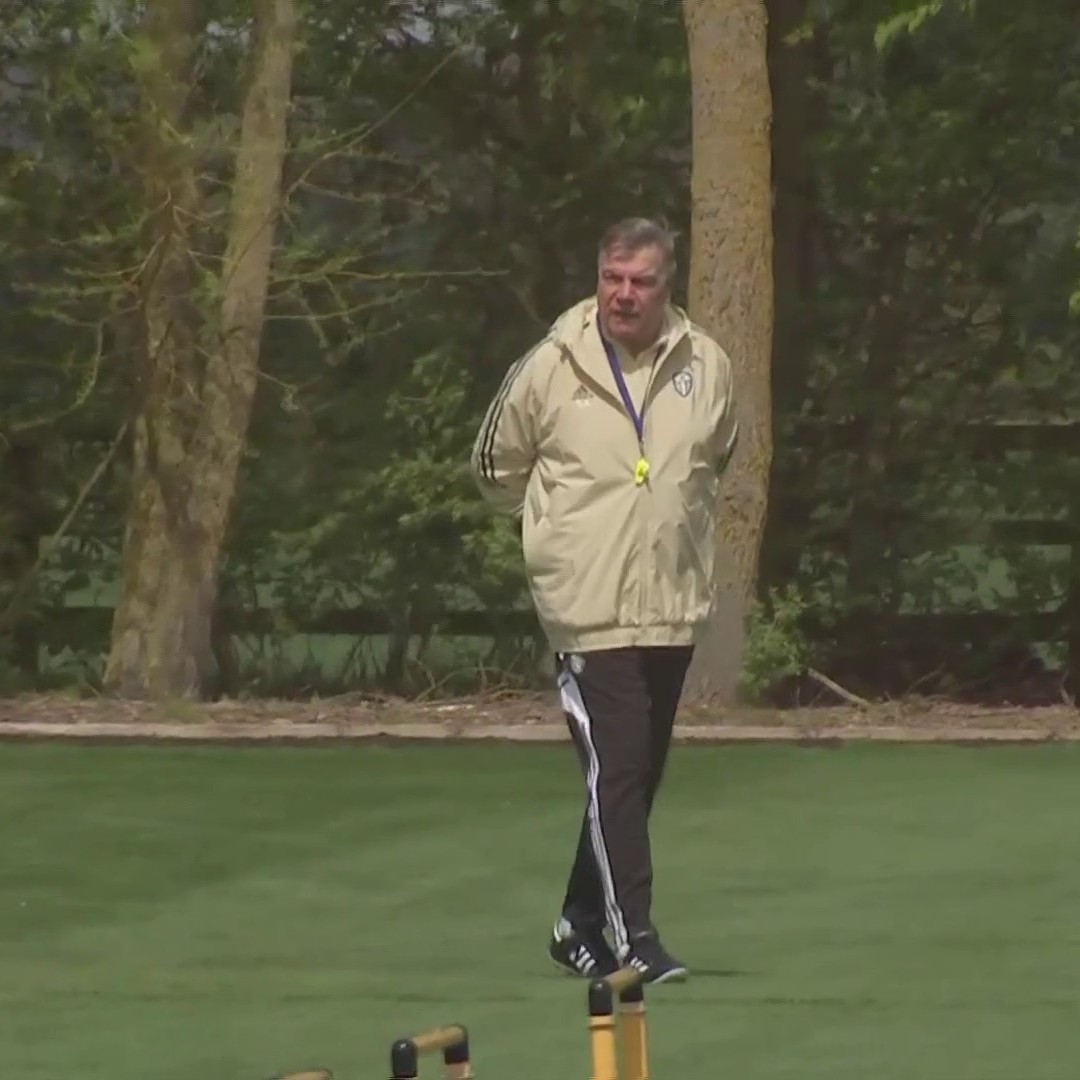 Sam Allardyce takes his first training session at Leeds after being officially confirmed as manager for the remaining games of the season ⚪