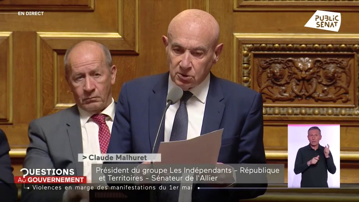 "Semaine après semaine, l’ultra gauche et les black blocs programment l’escalade avec pour objectif suprême l’insurrection", alerte Claude Malhuret Le sénateur cible Jean-Luc Mélenchon dont il dénonce "la névrose obsessionnelle de se croire chaque jour le 13 juillet" #QAG