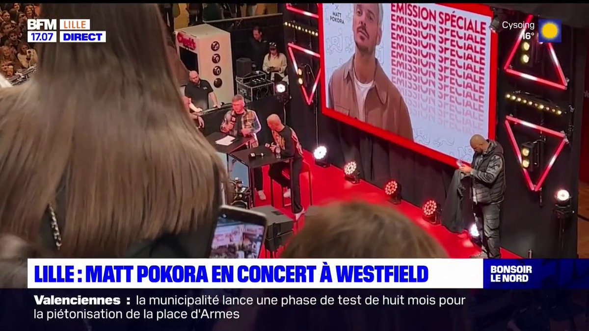 Matt Pokora a donné un concert au centre commercial Euralille