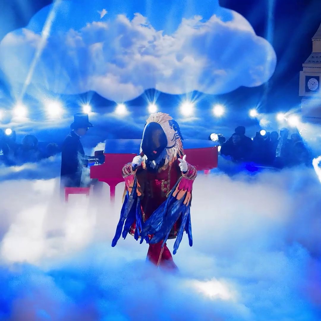 Your gift is your song, #MacawMask! ❤️ #TheMaskedSinger