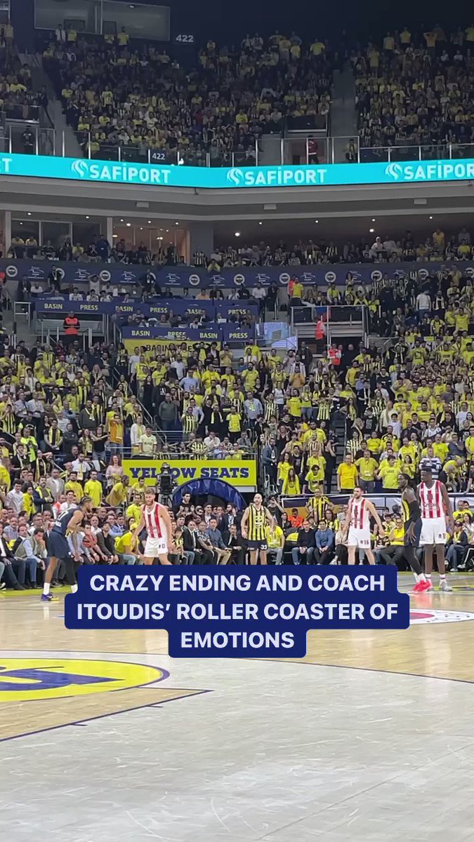 Crazy ending once again in Istanbul 😱 Fenerbahçe Beko wins 🟡🔵 Check out from the courtside angle📹