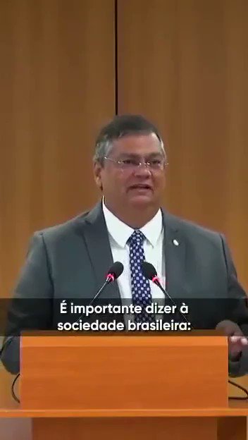Isso se chama GOLPE. Flávio Dino, Ministro da Justiça, sugere claramente que vai FECHAR o Legislativo com apoio do STF. O presidente da Câmara, deputado @oficialarthurlira , vai continuar assistindo a isso calado?
