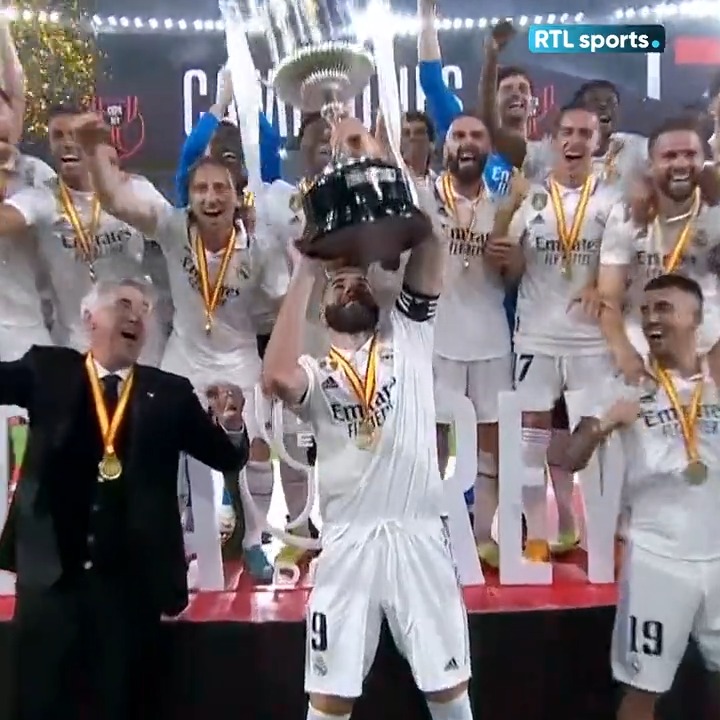 CANPEONES OEEEEE OEEEE HALA MADRID PARA SIEMPRE