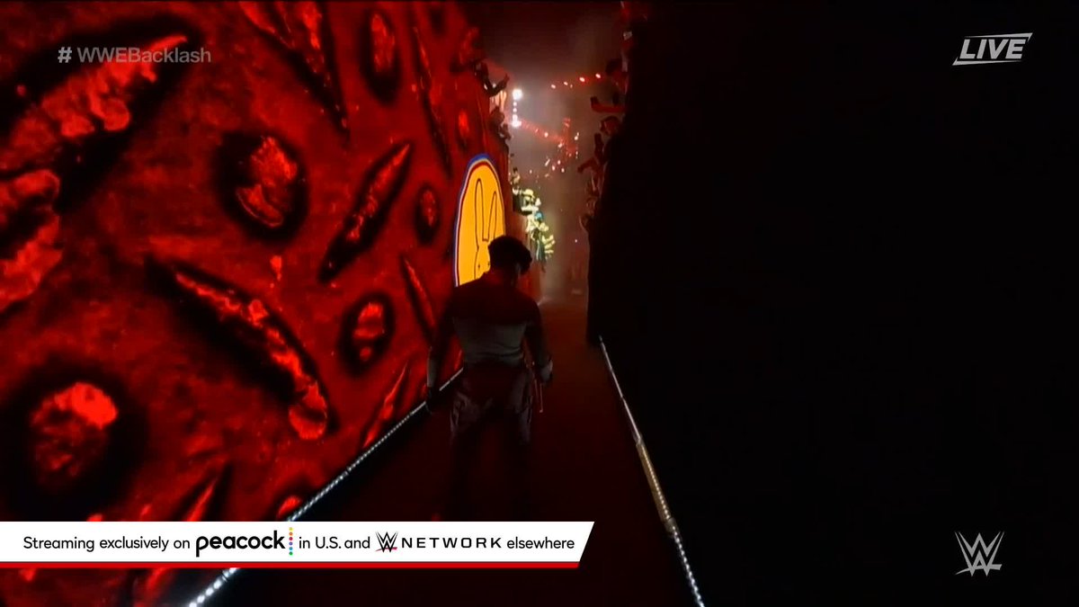 Making his way to the ring as Puerto Rico sings along to Chambea, Benito Antonio is here at #WWEBacklash ready to compete!
