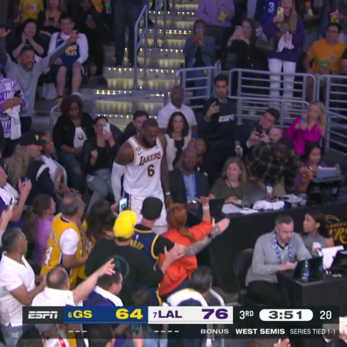 THE HUSTLE FROM LEBRON 😤