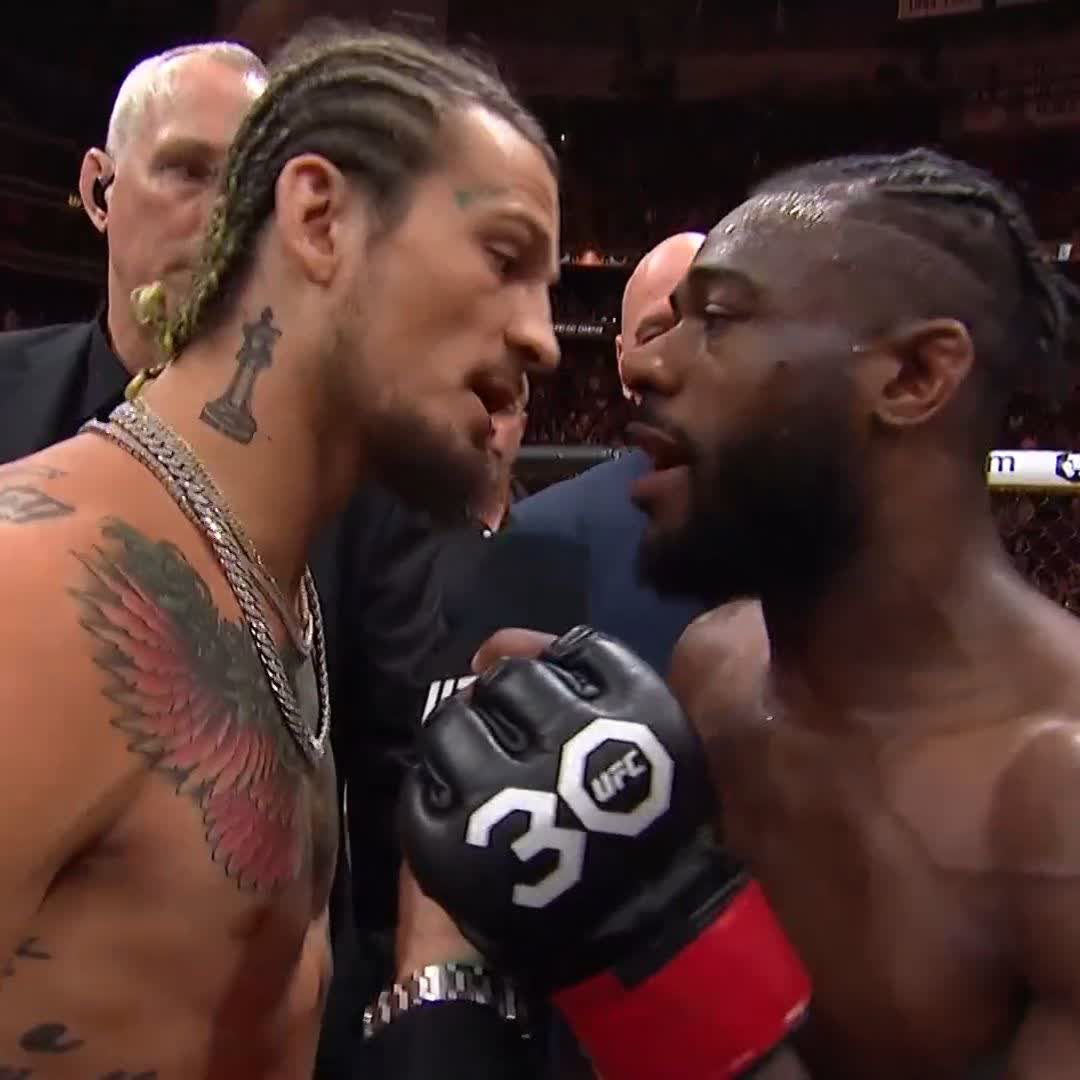 SEAN O'MALLEY ENTERS THE OCTAGON TO CALL OUT STERLING 😦#UFC288