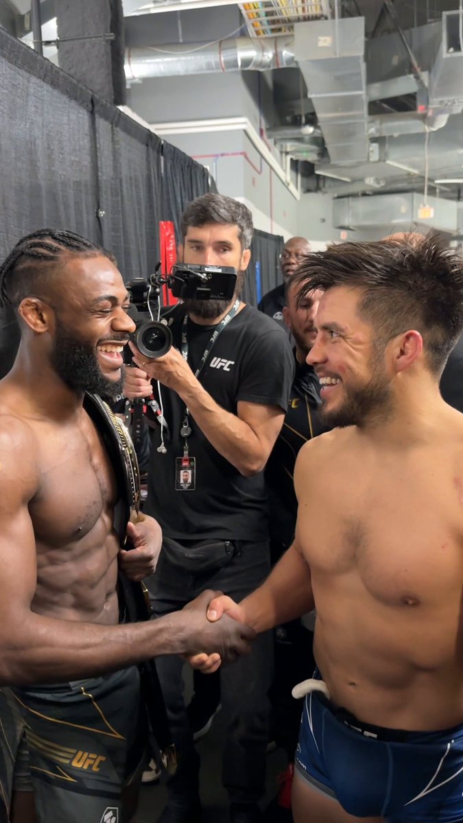 Pure class from Sterling and Cejudo after their battle at #UFC288 👏