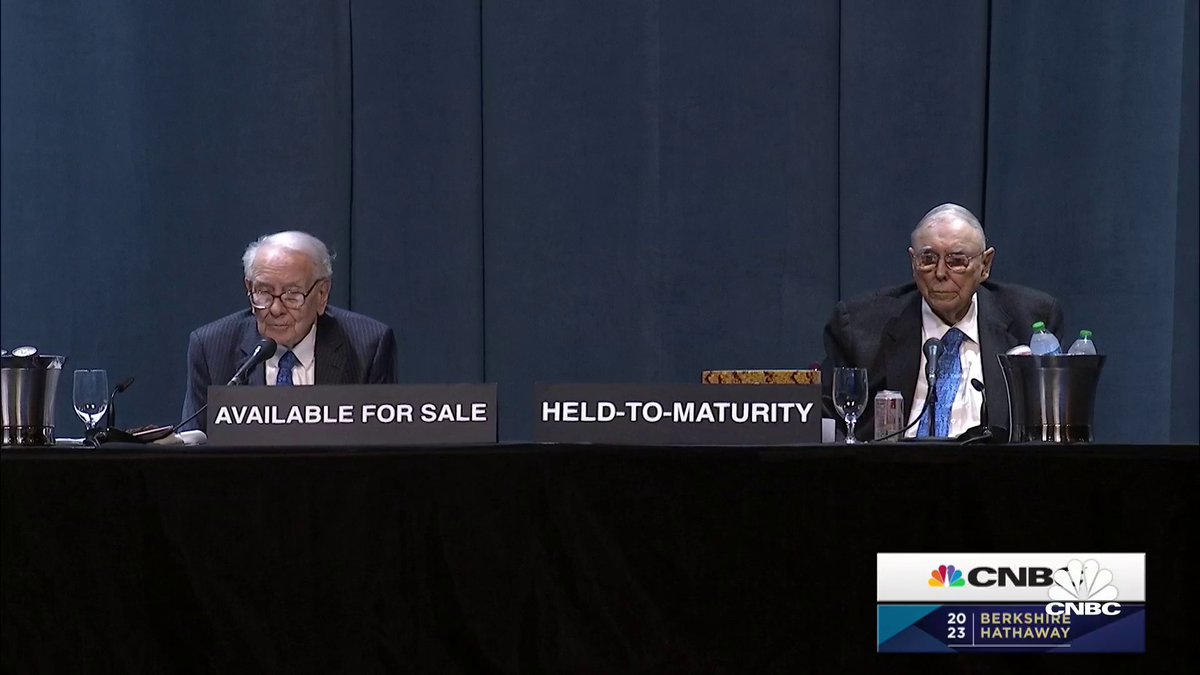 13 year old asked Warren Buffett about the U.S dollar losing its reserve currency status. Asking a better question than 99% of journalists.