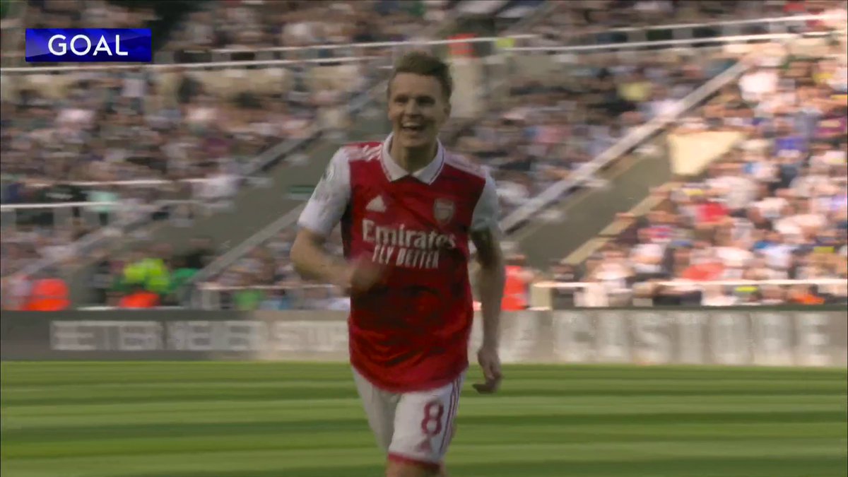 THAT MAN AGAIN! 🔥 Martin Ødegaard with a brilliant strike to give Arsenal the lead